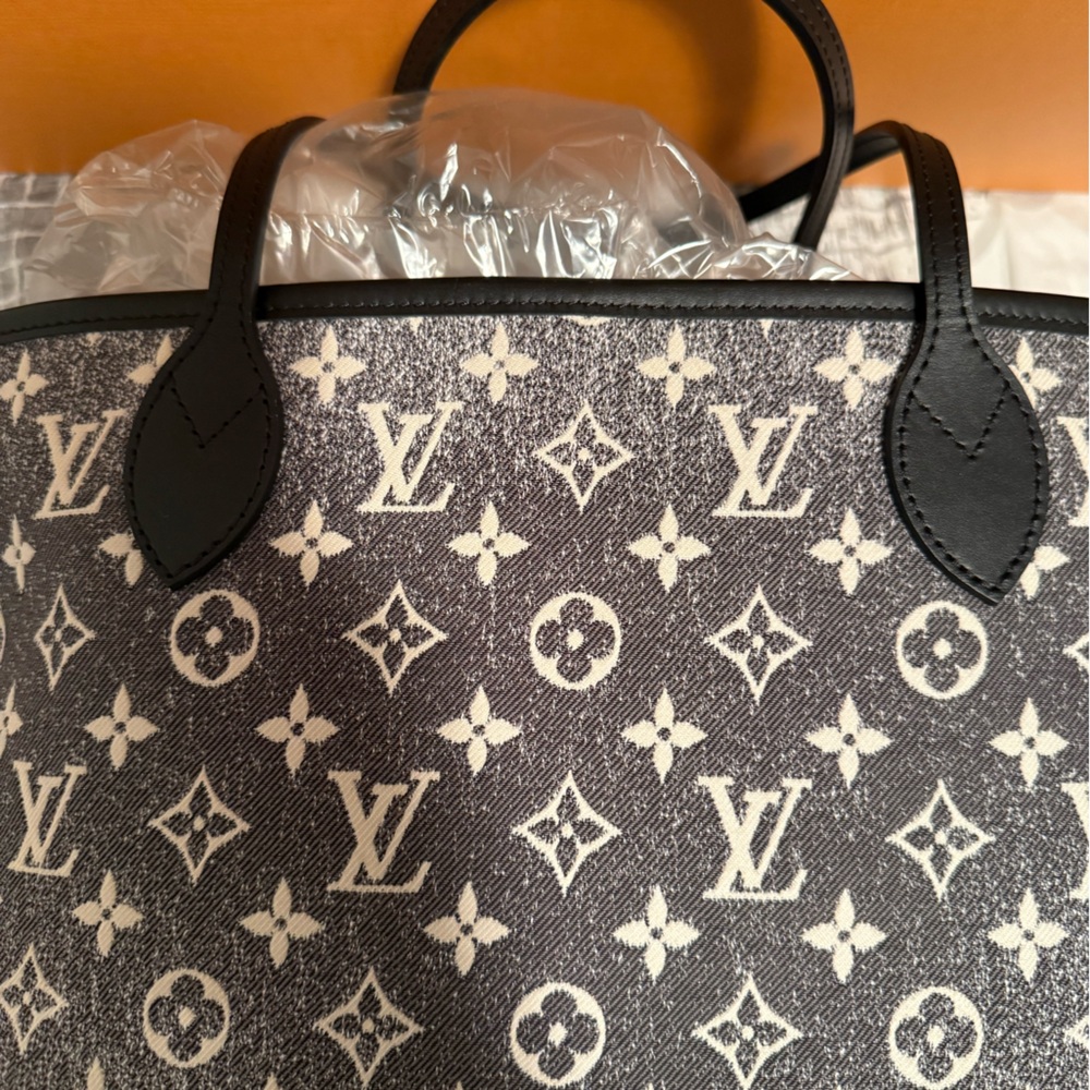 Louis Vuitton limited edition Black denim Neverfull MM - Picture 4 of 10